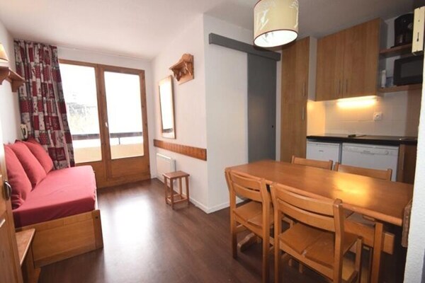 Knus appartement in Plagne Soleil met ski-in/ski-out en zuidwestbalkon - thumbnail 1