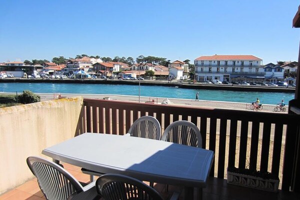 Knus appartement aan de jachthaven van Capbreton met terras en kanaalzicht - thumbnail 1