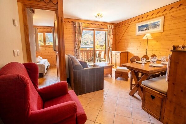 Ski-in/ski-out appartement aan de Lapin-piste in Méribel Village voor 6 personen - thumbnail 3