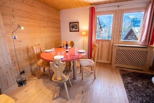 Appartement Chantemerle 6: Ski-in/ski-out met balkon aan de pistes van Méribel - thumbnail 5
