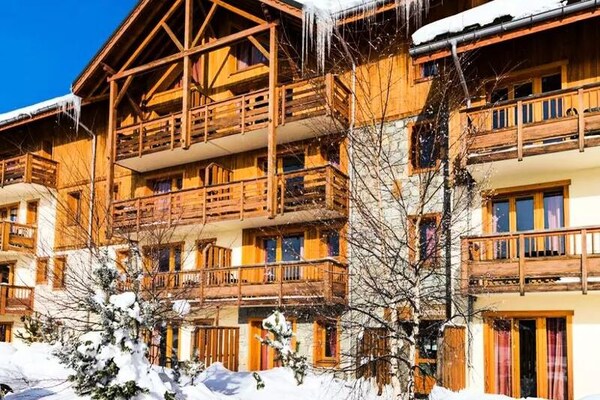 Appartement 6 pers. met zwembad & sauna vlakbij de pistes in La Toussuire - thumbnail 1
