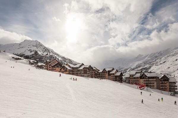 Zonnig appartement op de piste in Valmeinier 1800 met zwembad en uitzicht - thumbnail 4
