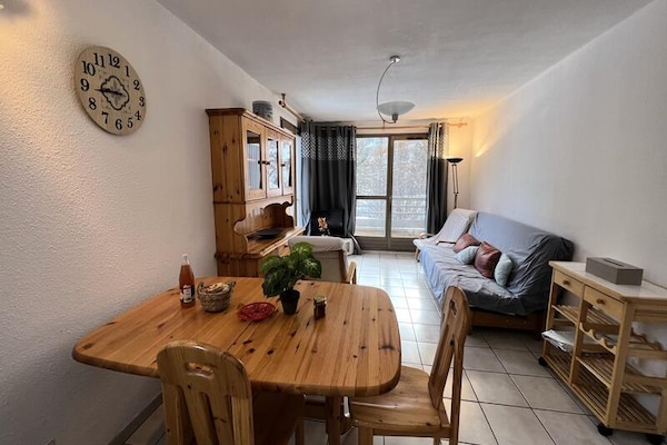 Rustiek appartement voor 8 aan de Alpenrivier, 300m van de Pontillas-lift - thumbnail 6