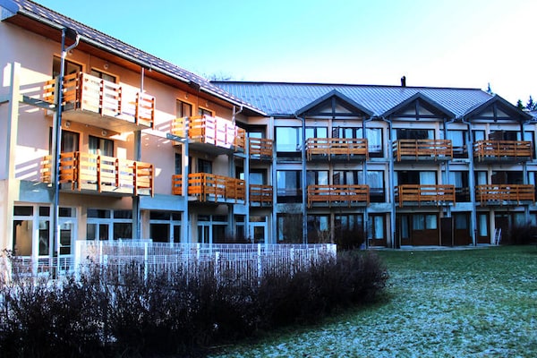 Knus appartement 4p in Prémanon, Jura - zwembad & huisdieren welkom - thumbnail 4