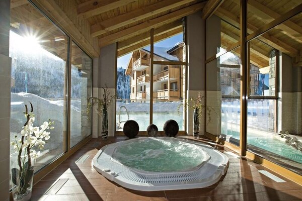 Appartement 8 pers. in Montgenèvre, voet van de piste met zwembad & spa - thumbnail 2