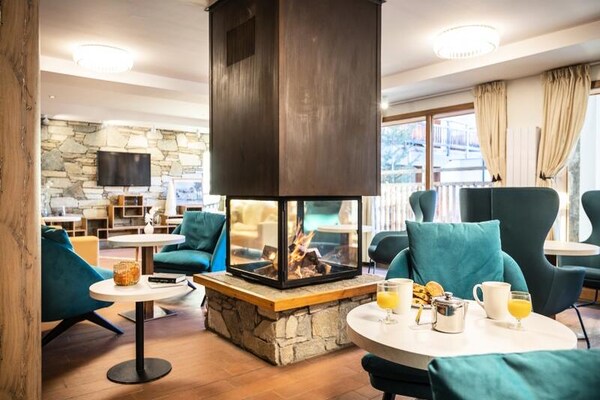 Appartement 8 pers. in Montgenèvre, voet van de piste met zwembad & spa - thumbnail 6
