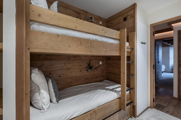 Luxe appartement 8p in Courchevel 1850 met spa, zwembad en balkon - thumbnail 5