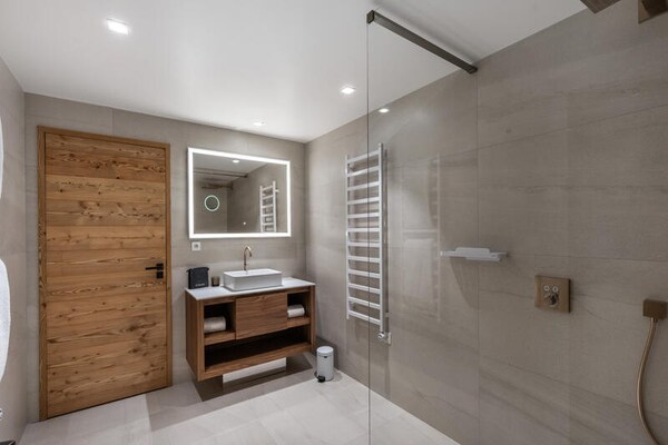 Luxe appartement 151m² aan de piste in Courchevel 1850 voor 8 personen - thumbnail 6