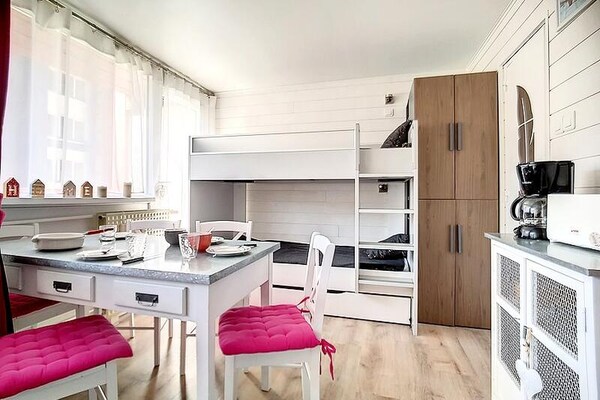 Knusse studio op 100m van de piste met balkon in Les Belleville - thumbnail 4