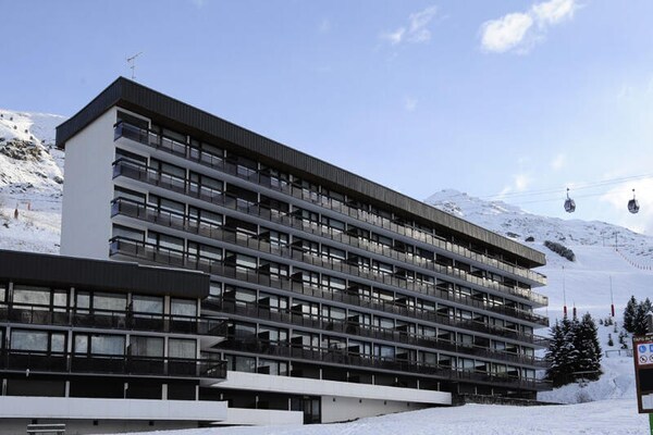 Zonnig studio-appartement met balkon en ski-in/ski-out in Les Belleville - thumbnail 3