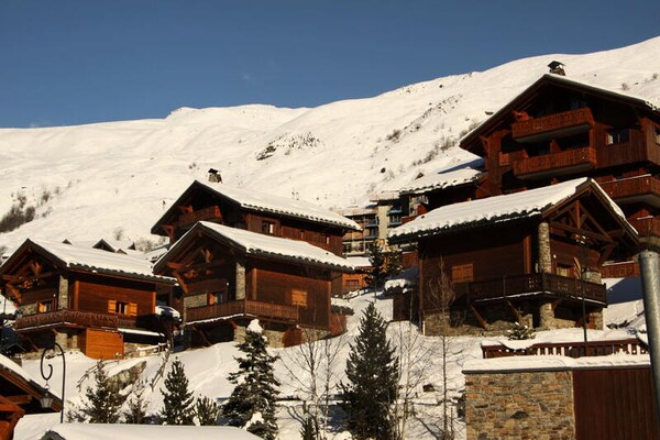 Appartement 6p direct aan piste Les Belleville, balkon west - thumbnail 5