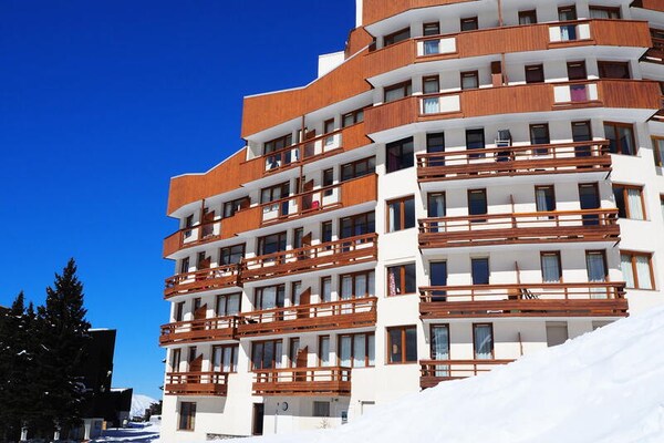 Ski-in/ski-out appartement op 1850m met zuidbalkon in Les Menuires - thumbnail 2