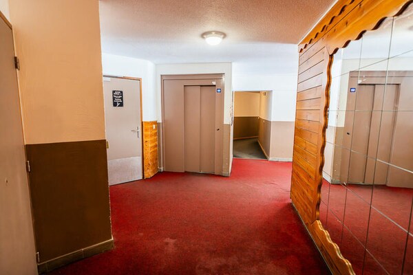 Appartement op 1800m in Les Orres, direct aan de piste met zwembad - thumbnail 4