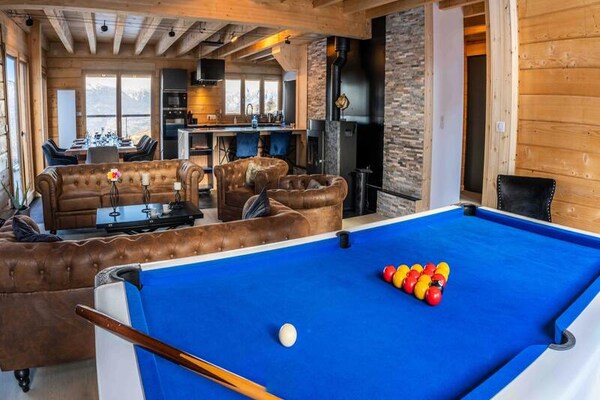 Chalet Le Loup d'Orres: Luxe voor 22 personen in Les Orres - thumbnail 3