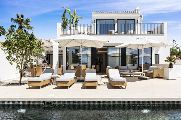Luxe strandappartement in Marbella met privézwembad, op 5 minuten van het strand - thumbnail 2