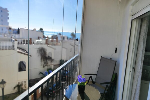 Knus appartement in Nerja, vlakbij Playa Torrecilla - thumbnail 1