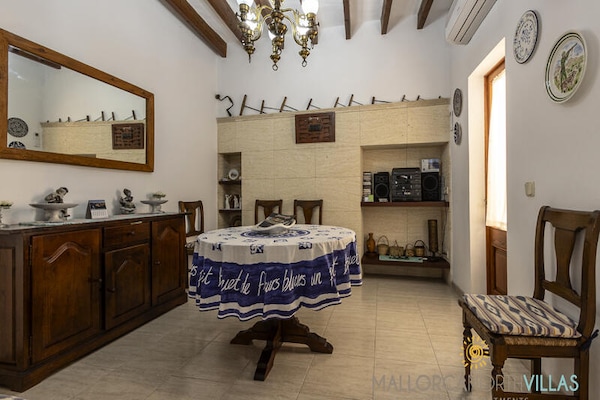 Authentiek Mallorcaans huis in centrum Pollença, 10 km van strand - thumbnail 4