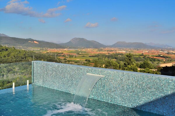 Villa Montblau: Luxe appartement met panoramisch uitzicht in Búger, Mallorca - thumbnail 5
