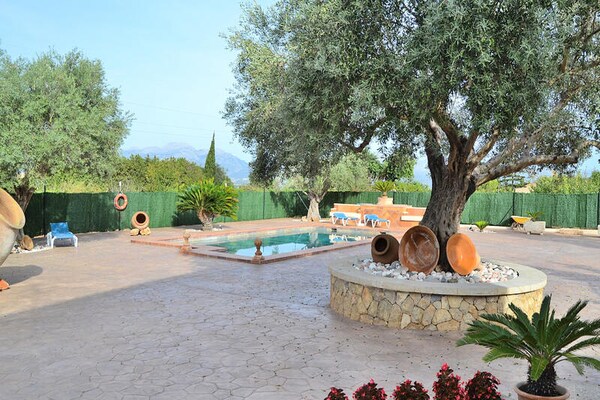 Authentieke Mallorcaanse finca met privézwembad en tuin in Muro - thumbnail 2