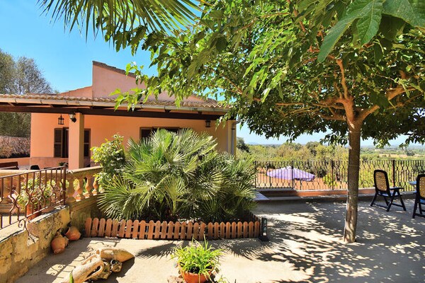 Landelijk appartement met jacuzzi en terras bij Muro, Mallorca - thumbnail 2