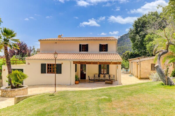 Ruim vakantiehuis voor 12 in Pollença met privézwembad en uitzicht op de bergen - thumbnail 3