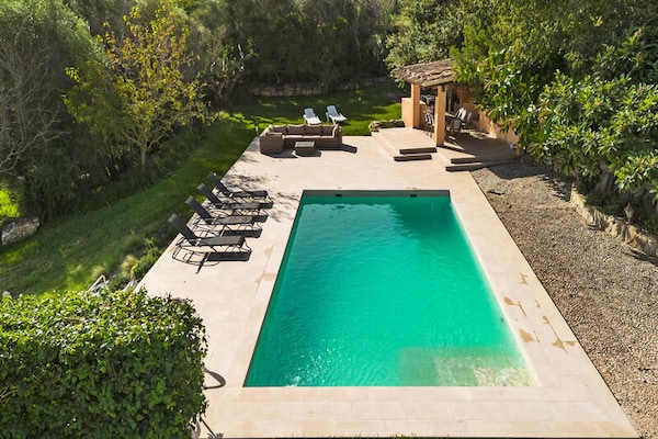 Ruim vakantiehuis voor 12 in Pollença met privézwembad en uitzicht op de bergen - thumbnail 4