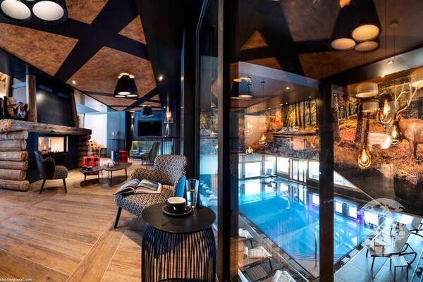 Appartement op de piste in Les Saisies met zwembad, spa en balkon - thumbnail 4