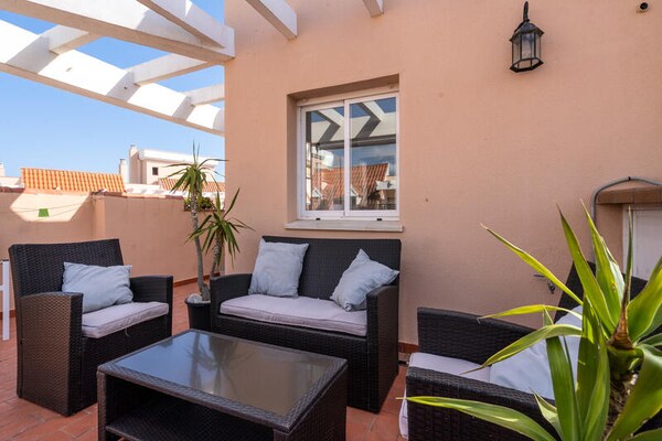 Zonnig appartement met groot terras op loopafstand van Playa Sabinillas - thumbnail 4