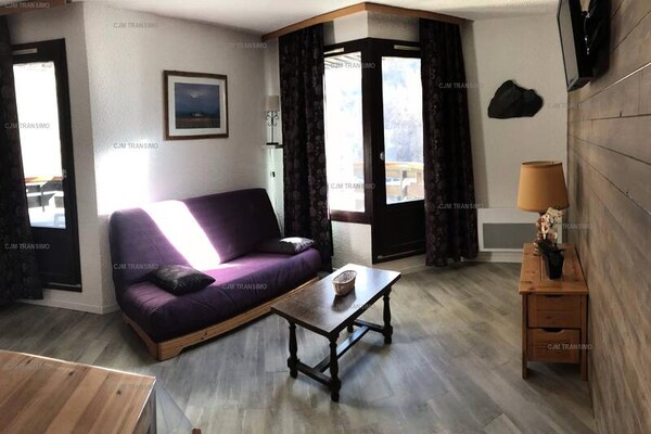 Zonnig studio-appartement direct aan de piste in Les Orres 1650 - thumbnail 1