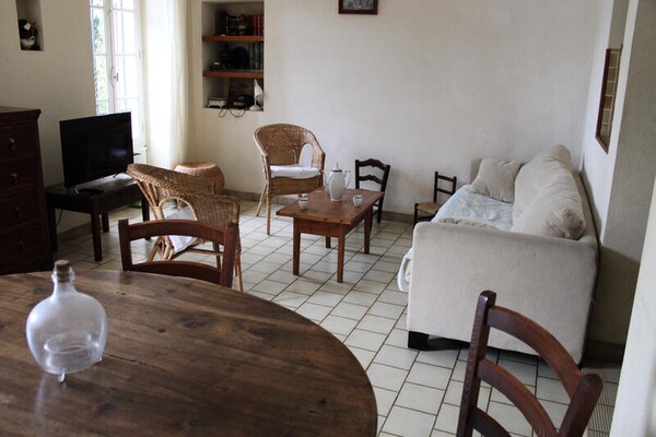 Authentiek appartement in Entrechaux met uitzicht op kasteel en tuin - thumbnail 5