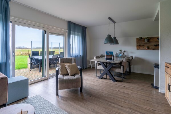 Modern vakantiehuis in het bos, 4 km van strand De Waal - thumbnail 6