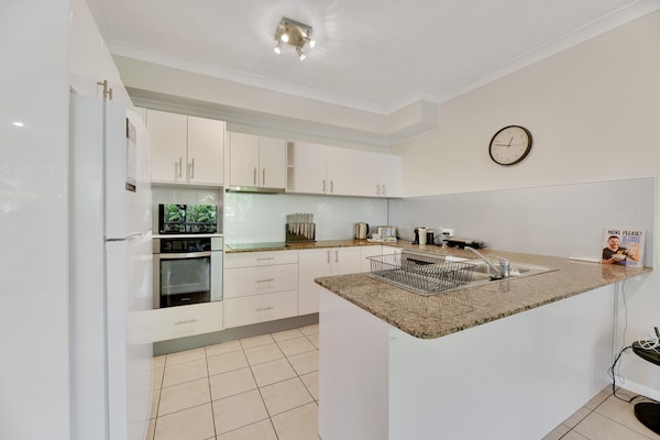 Ruim appartement met 3 slaapkamers en tuinuitzicht in Taringa - thumbnail 4