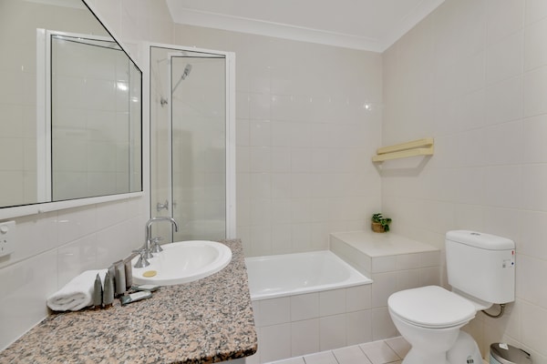 Ruim appartement met 3 slaapkamers en tuinuitzicht in Taringa - thumbnail 5