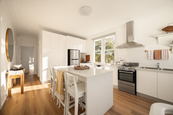 Licht appartement voor 8 personen in Brighton-Le-Sands - thumbnail 1