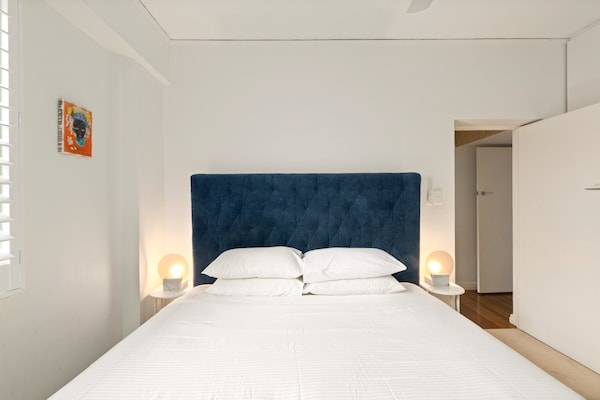 Ruim appartement met 3 slaapkamers in Double Bay - thumbnail 2