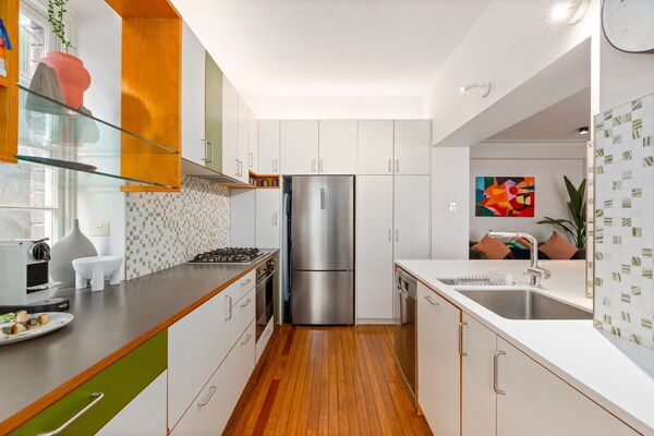 Ruim appartement met 3 slaapkamers in Double Bay - thumbnail 3