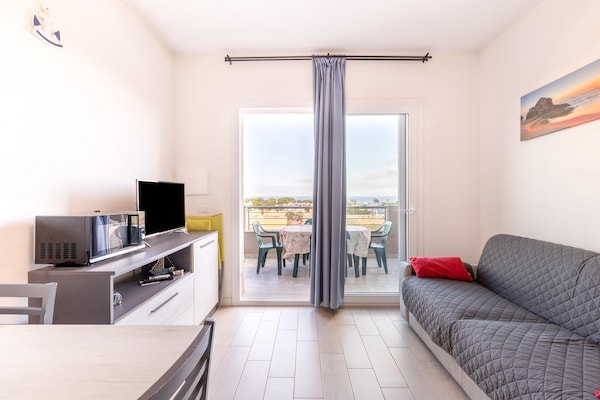 Modern appartement met zwembad en zeezicht in Castelsardo · 4 pers. - thumbnail 4