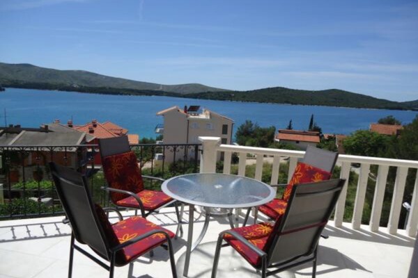 Adria View Jasenovo A1: Appartement op 100m van zee in Žaborić - thumbnail 6