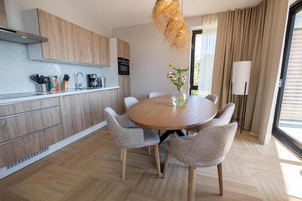 Luxe appartement aan het water in Workum voor 6 personen - thumbnail 2