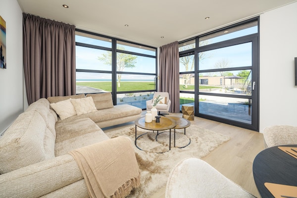 Stijlvolle villa in Workum met dakterras en uitzicht op het IJsselmeer - thumbnail 2