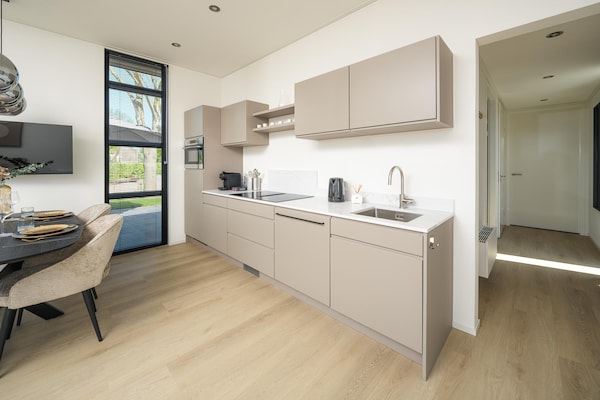 Luxe villa aan het IJsselmeer in Workum voor 6 personen - thumbnail 5