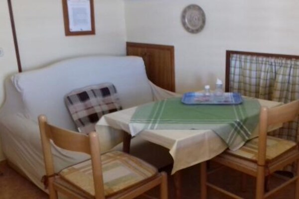 Knusse studio voor 2 personen op 100 meter van het strand in Fažana - thumbnail 1