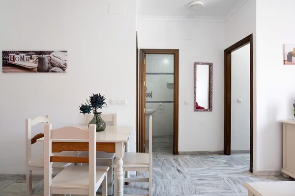 Casa Valeria: knus appartement voor 6 in Conil, dichtbij strand - thumbnail 3