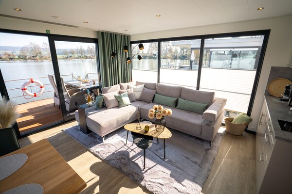 4-persoons luxe woonboot aan het meer in Höxter · 4 pers. - thumbnail 5