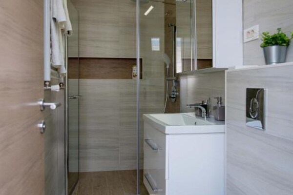 Ginko Rooms - Triple Room in hartje Daruvar, Kroatië - thumbnail 5
