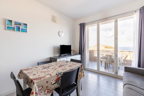 Appartement met panoramisch terras, zwembad en uitzicht op zee in Castelsardo - thumbnail 6
