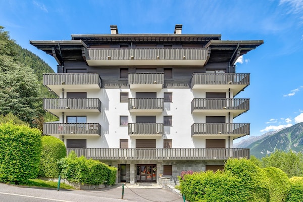 Aan de piste: Elegant appartement in centrum Chamonix-Mont-Blanc - thumbnail 6