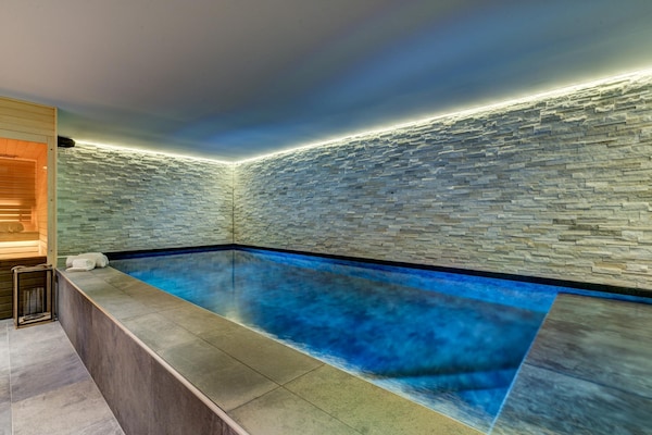 Chalet Black Pearl: 12-persoons luxe aan de golfbaan van Chamonix - thumbnail 3