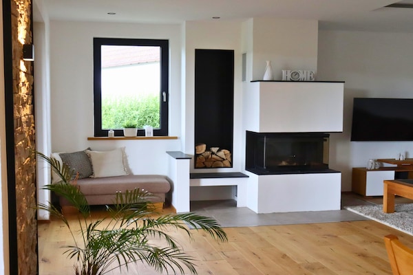 Moderne Eifelvilla met whirlpool, grote tuin en kantoor in Wiesbaum - thumbnail 4