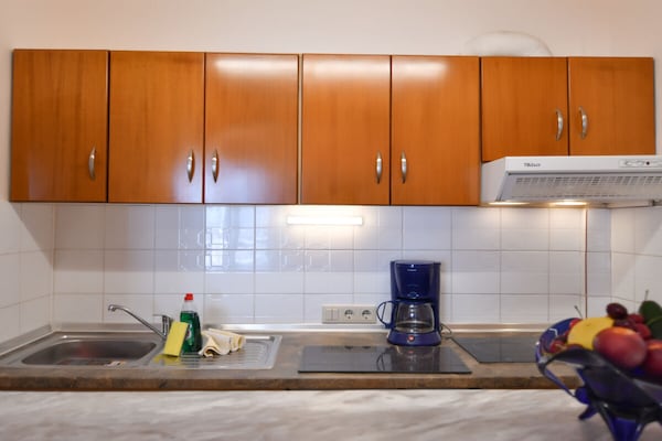 Sfeervol appartement met panoramisch dakterras nabij het strand van Sarti - thumbnail 6